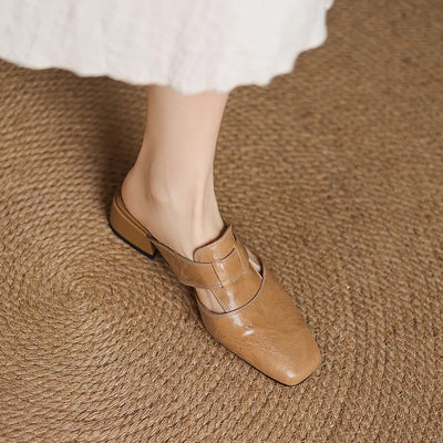 Mule in vera pelle con tacco basso